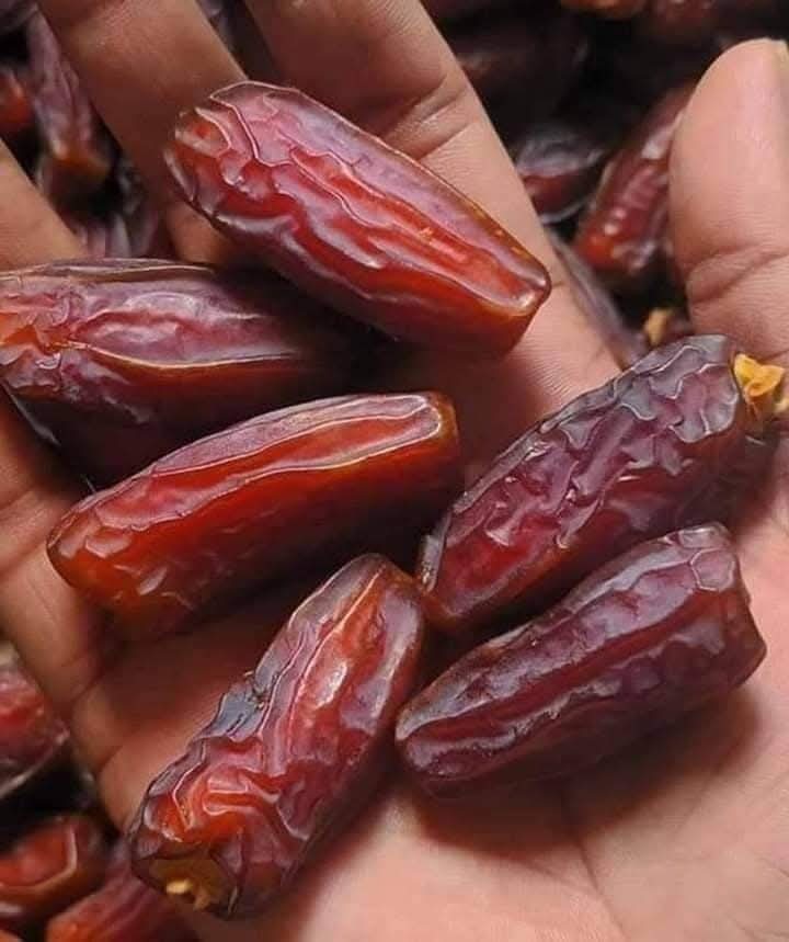 মাব্রুম খেজুর প্রিমিয়াম  ১ কেজি